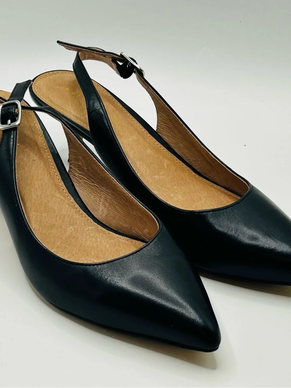 Nordstrom Halogen Classic Black Pointed-Toe Slingback heels